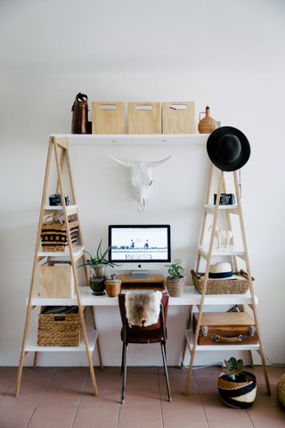 Illustration for article titled 11 Tips for Creating an Amazing Home Office